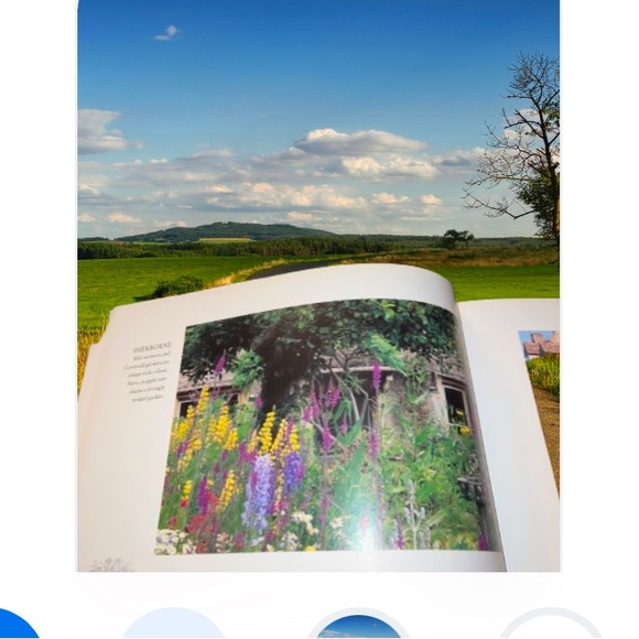 PGC Book -The Cotswolds by John Curtis  Hardcover of England Cottages & Gardens - Picture 5 of 5